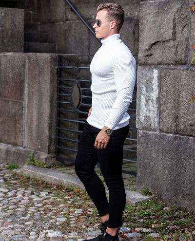 Marc Turtleneck White Carisma