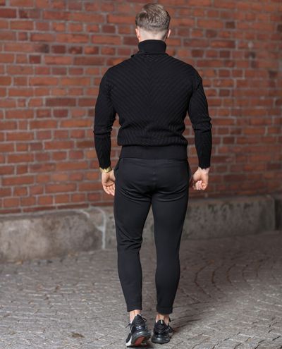 Structured High Roll Neck Black Rusty Neal