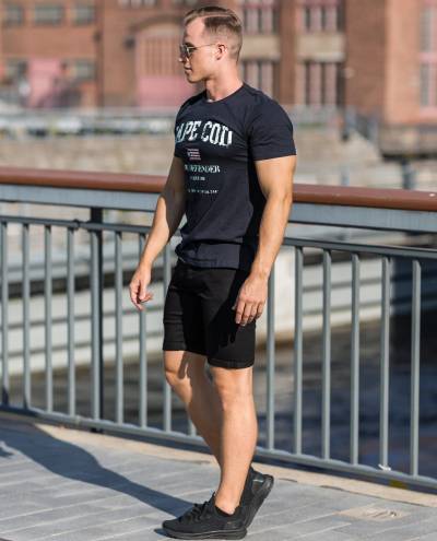 Alvin Tee Navy The Defender Alvin Tee Navy The Defender