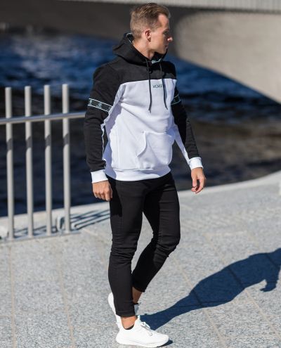 Mustavalkoinen Streetwear Huppari Brave Soul
