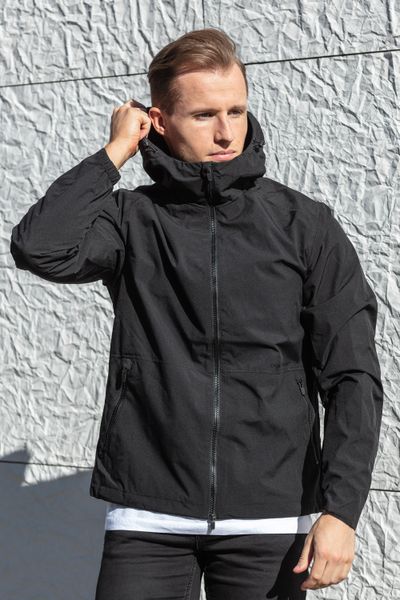 Musta kevyt vettähylkivä takki Jack & Jones