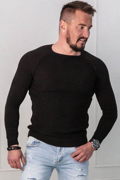 Musta neule ribatuilla hihoilla Jerone Musta neule ribatuilla hihoilla Jerone