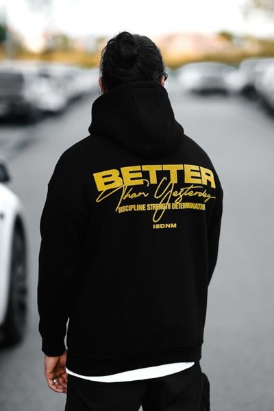 Selkäbrodeerattu musta huppari JERONE Selkäbrodeerattu musta huppari JERONE