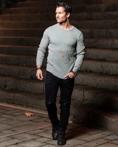 Ripped Knit Rusty Neal