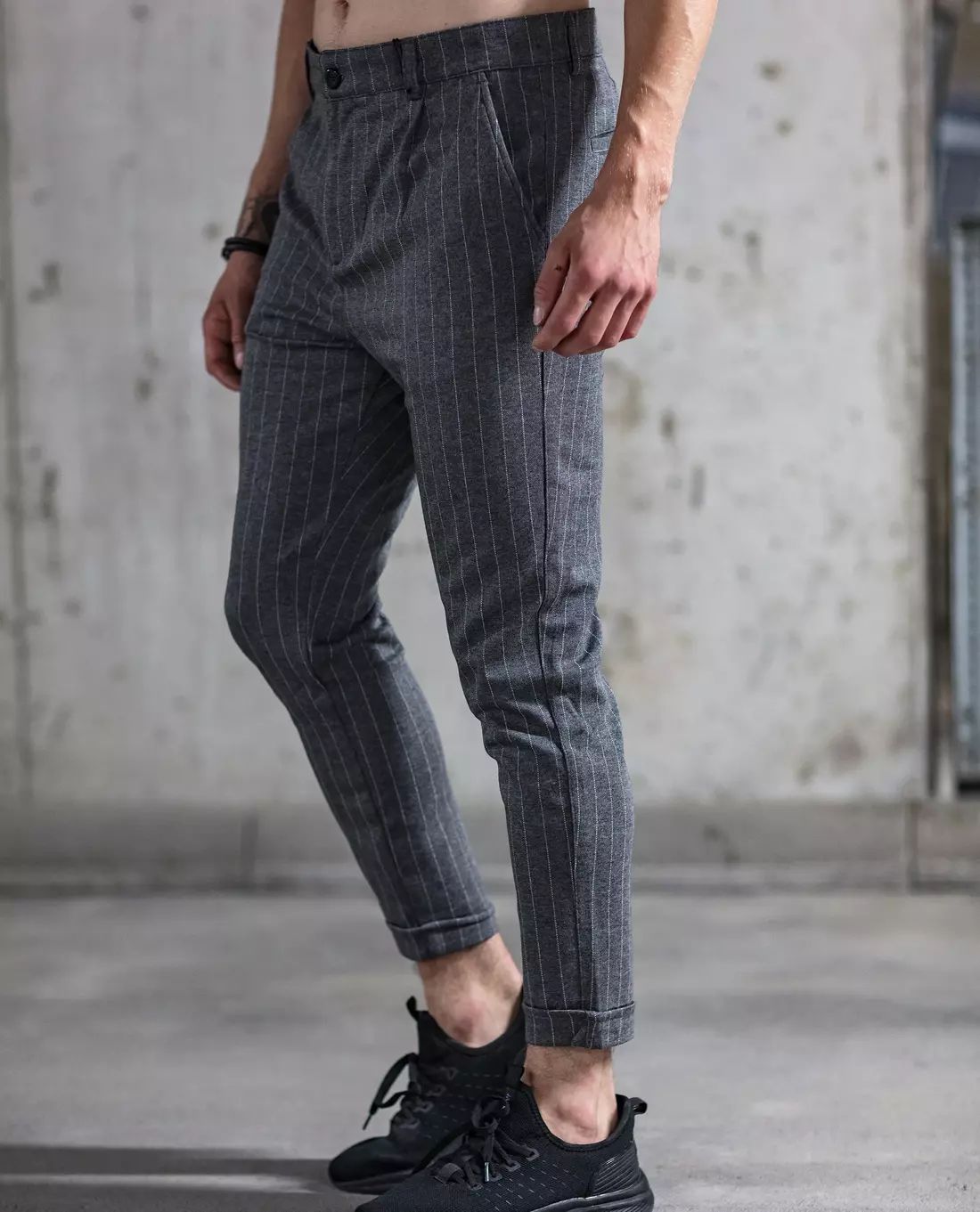 Elastic Gray Stripe Pants Carisma