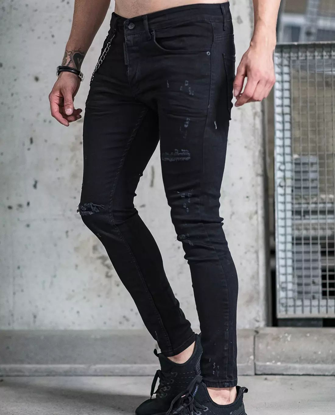 Icon Ripped Black Streetwear Jeans Skinny L32 Jerone